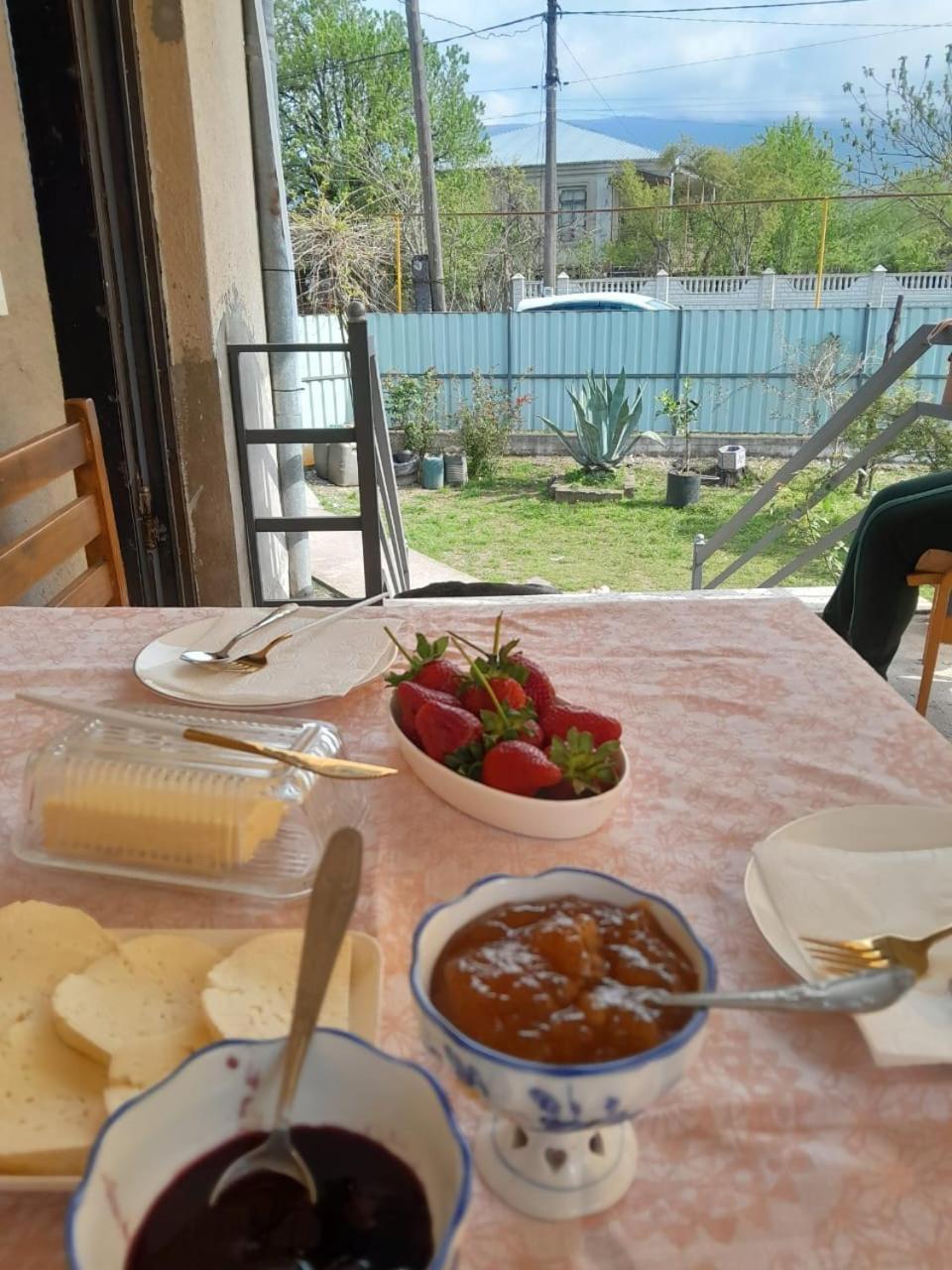 Guest House Nano Мартвили Экстерьер фото